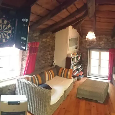 Les Cèdres Bleus De Joany Maison d'hôtes Viviez