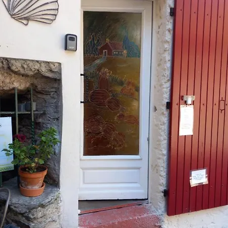 Les Cèdres Bleus De Joany Maison d'hôtes 3*