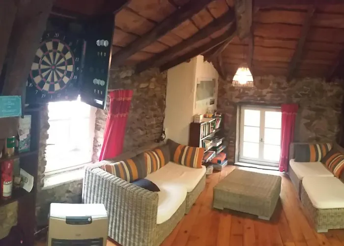 Cedres Bleus De Joany Chez Nathalie Гостевой дом Viviez