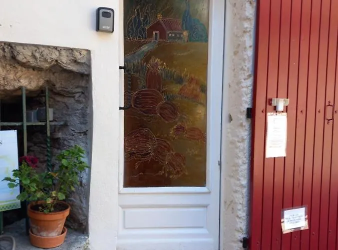 Cedres Bleus De Joany Chez Nathalie ゲストハウス 3*