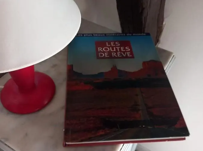 ゲストハウス Cedres Bleus De Joany Chez Nathalie