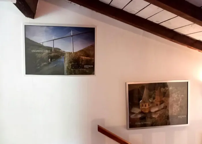 Cedres Bleus De Joany Chez Nathalie Гостевой дом